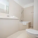 Inpoint 2-bedrooms With Private Garden And Free Parking Апартаменты *